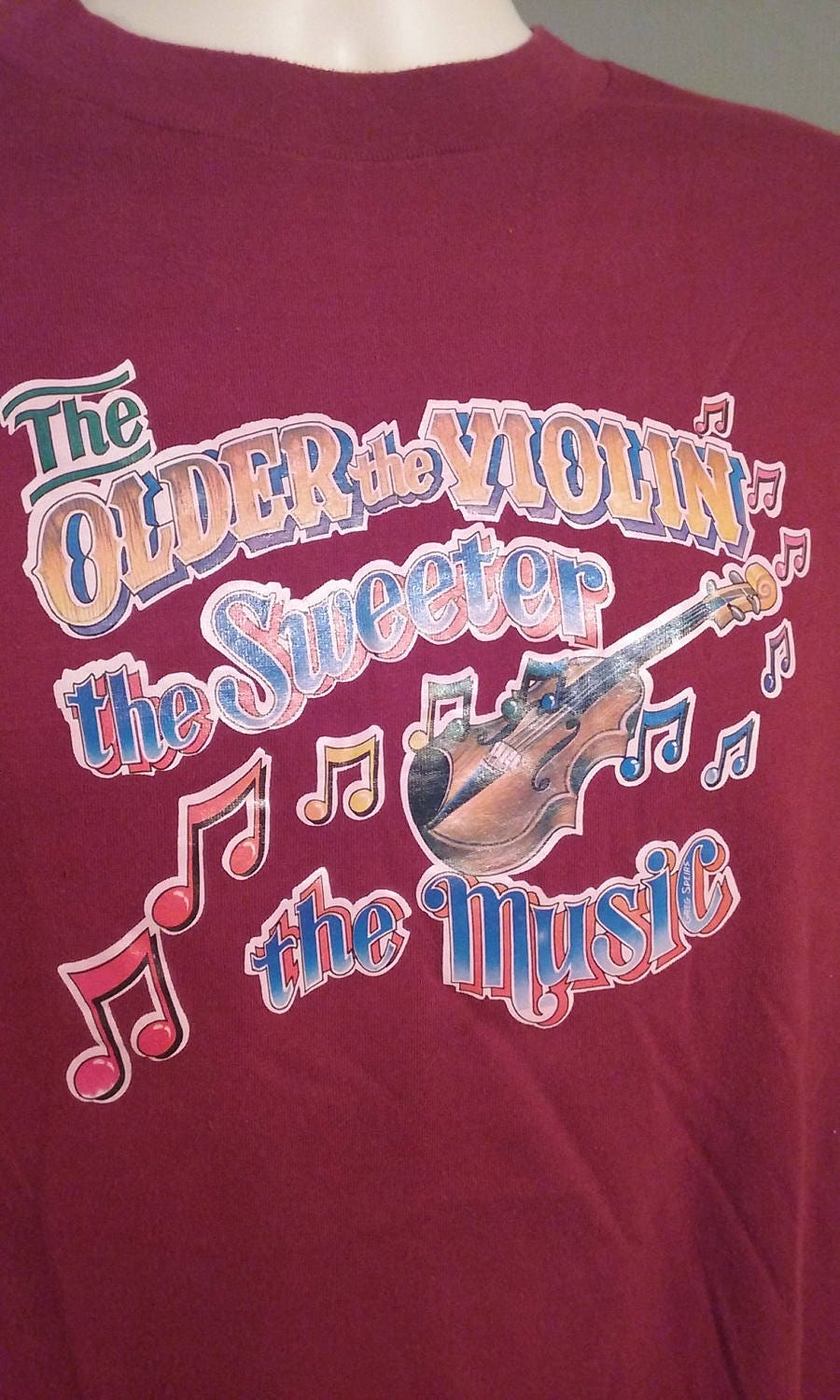 Vintage 80s Large 42-44 HANES 50/50 T-Shirt // The older the violin the sweeter the sound // T-Shirt USA