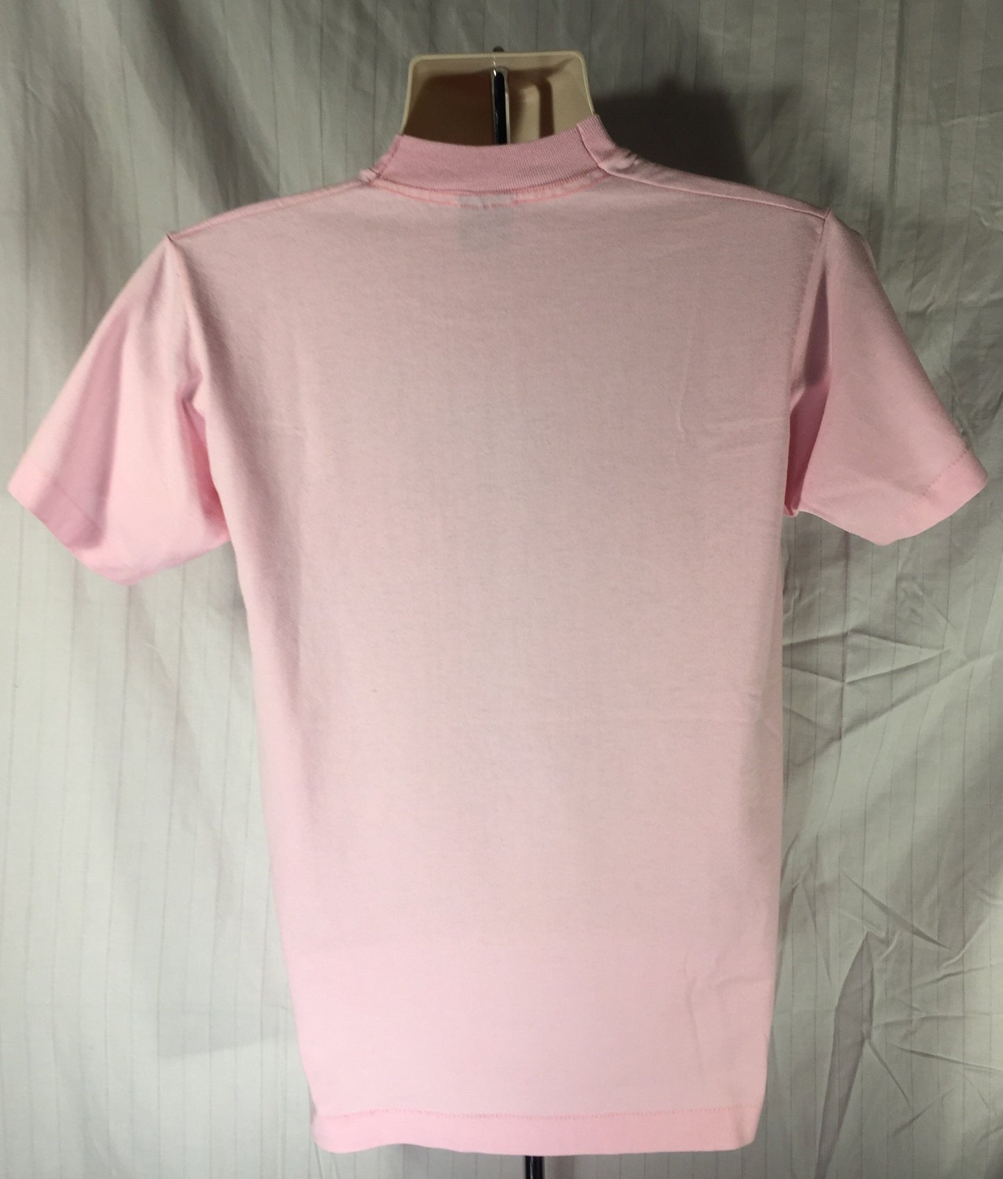 Vintage 90s // Native American Pattern Southwest // Pink // Fruit of the Loom Medium T-Shirt // USA // 50/50