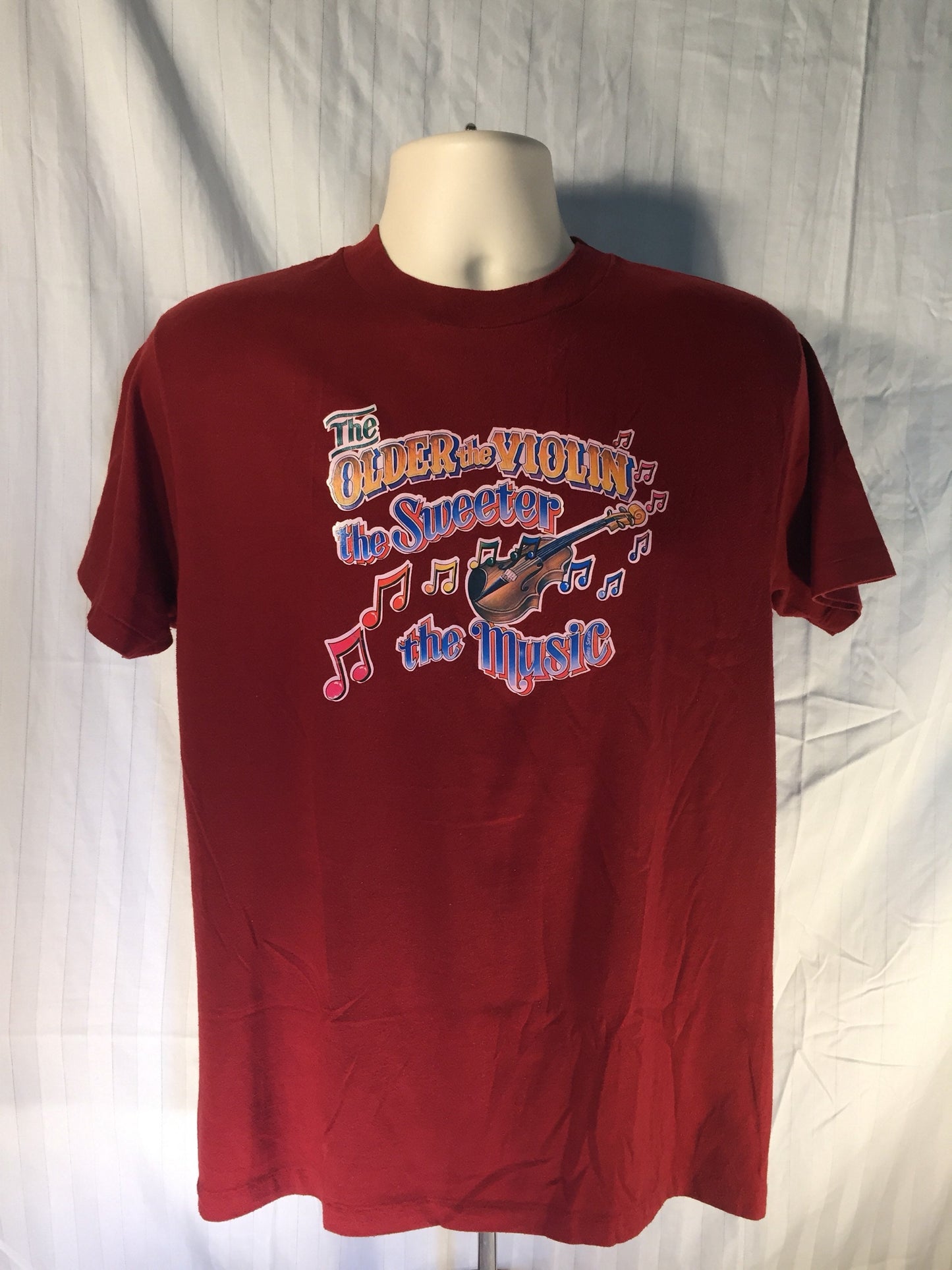 Vintage 80s Large 42-44 HANES 50/50 T-Shirt // The older the violin the sweeter the sound // T-Shirt USA
