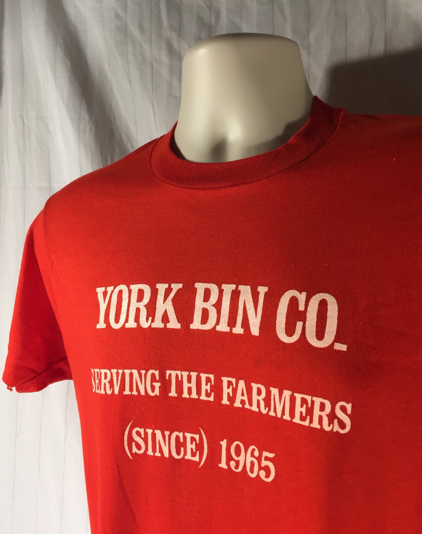 Vintage 80s Screen Stars // York Bin Co. // Large // Red // 50/50 T-Shirt // Made in USA // Farmers