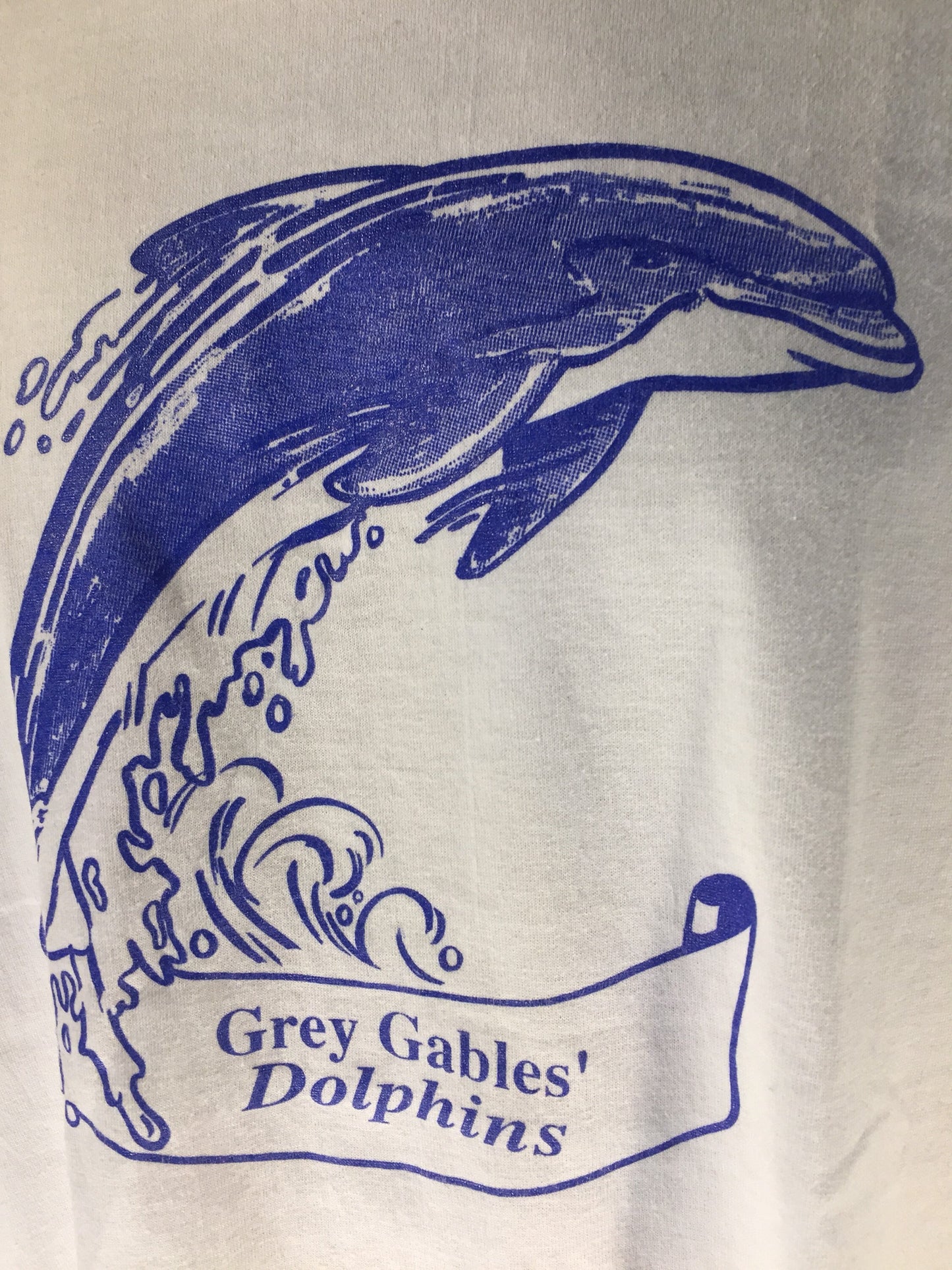 Vintage 90s XL Screen Stars Best T-Shirt // Grey Gables’ Dolphins // White 50/50 // Made in Canada