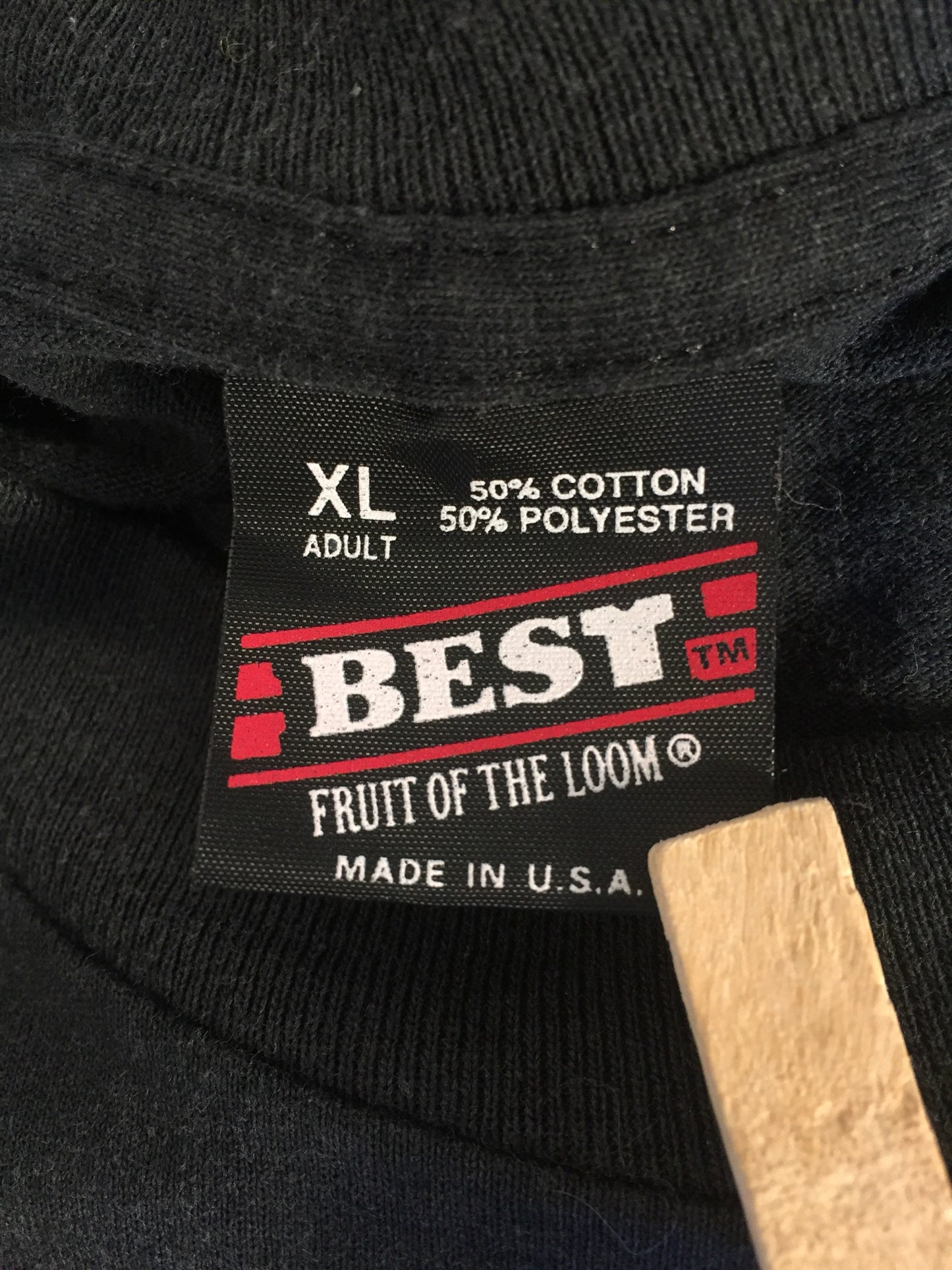 Vintage 90s // XL Fruit of the Loom Best // Wisconsin Farm Bureau Youth Seminar // 50/50 T-Shirt // Black // USA // Single Stitch // Flag