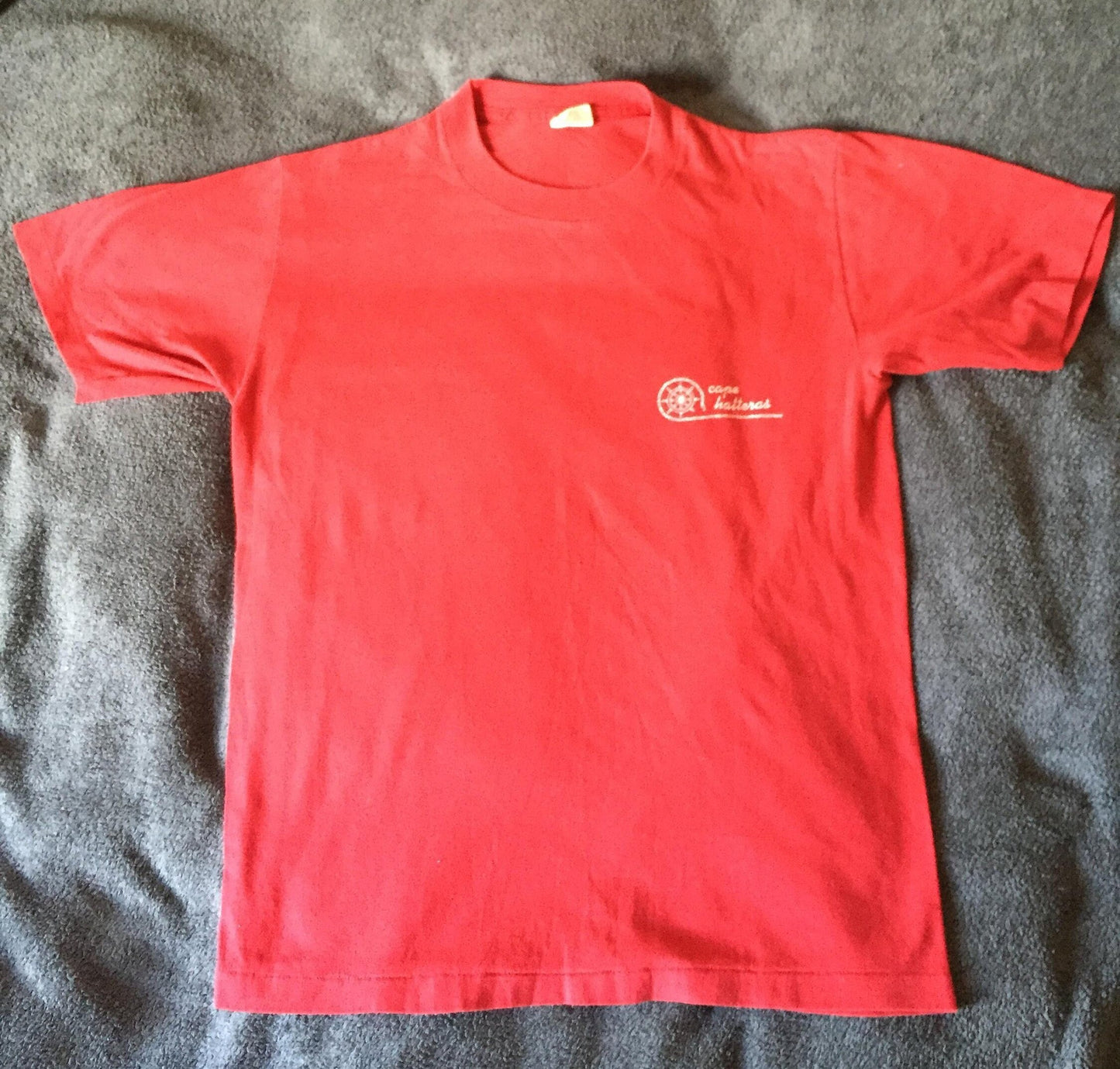 Vintage 80s Signal Cape Hatteras 50/50 T-Shirt // Red // Large // North Carolina // Single Stitch