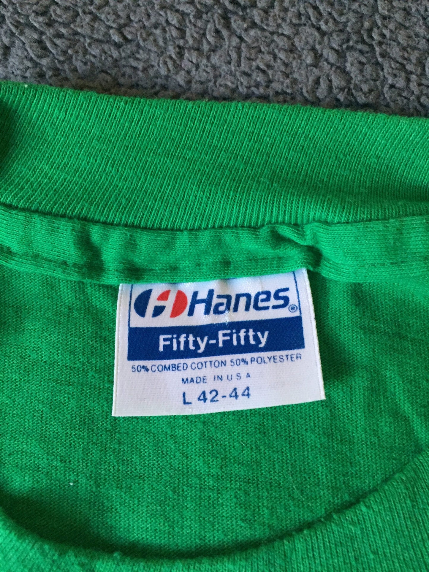 Vintage 80s Hanes Fifty-Fifty Large Green St. Patrick's Day T-shirt // Single Stitch // 50/50 // Made in USA // 1988 // Lucido's