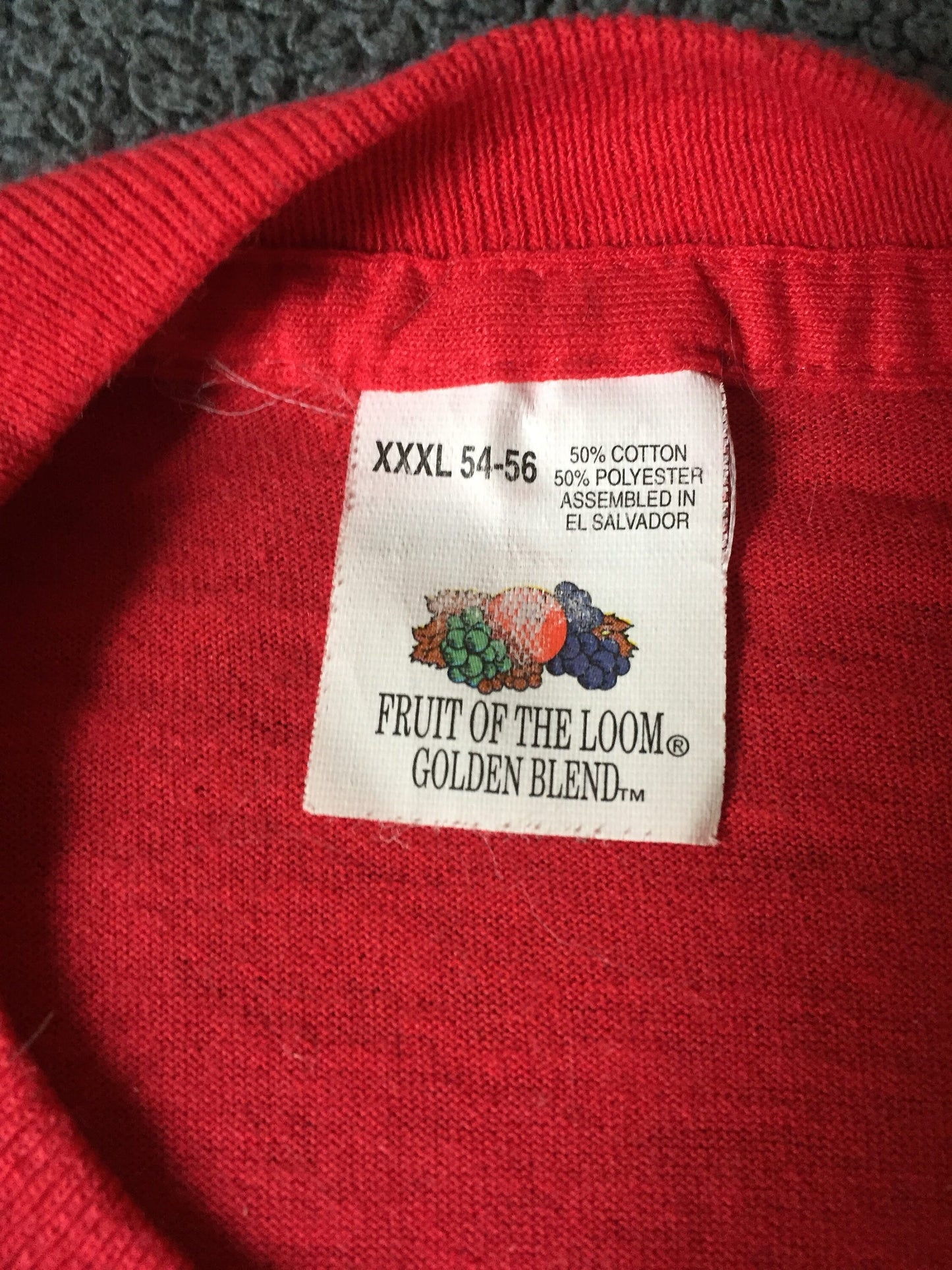 Vintage 80s // Red Blank FOTL XXXL Selvedge Pocket T-Shirt // Single-Stitch // USA // 50/50 // Cotton Poly