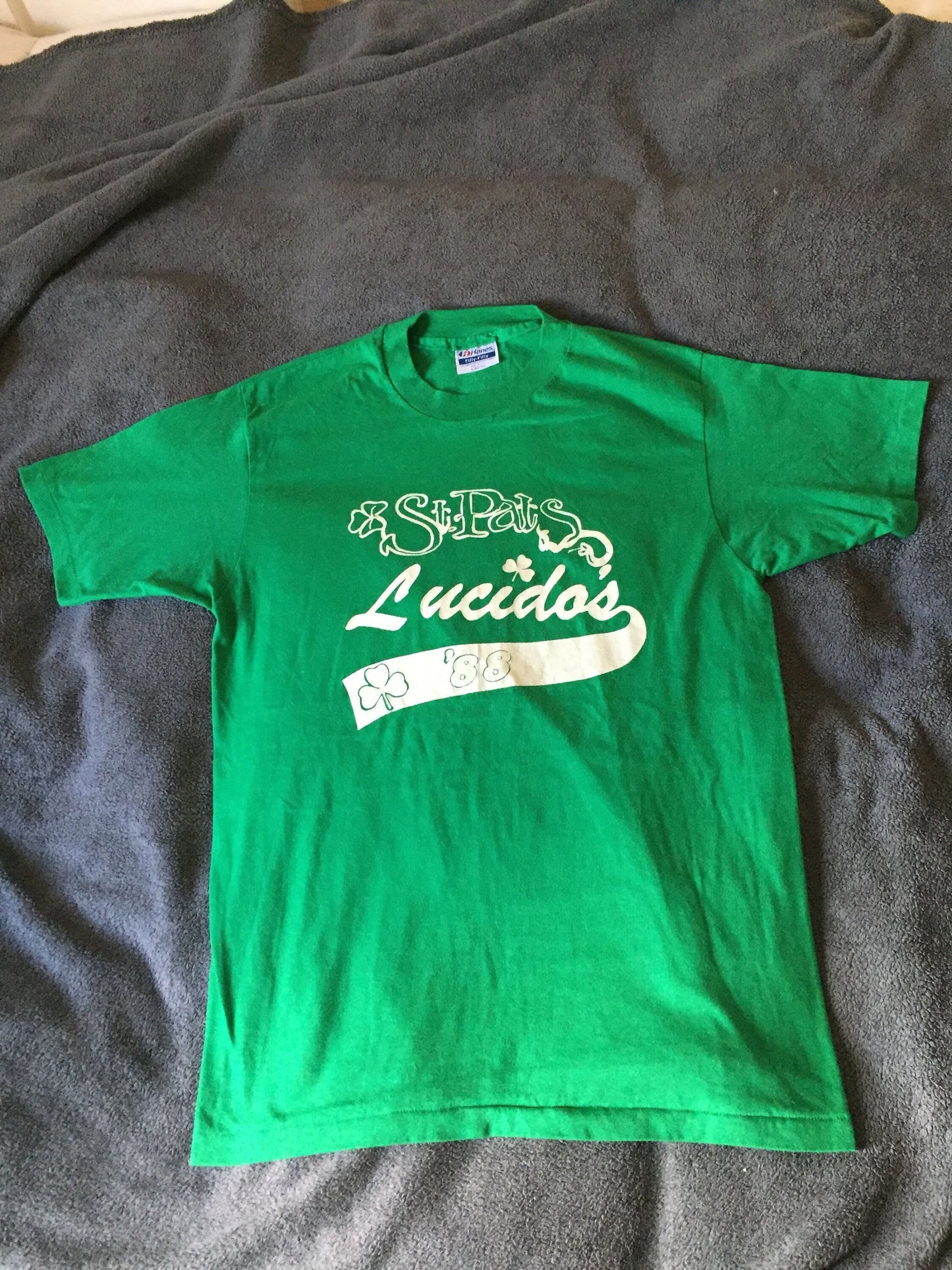 Vintage 80s Hanes Fifty-Fifty Large Green St. Patrick's Day T-shirt // Single Stitch // 50/50 // Made in USA // 1988 // Lucido's