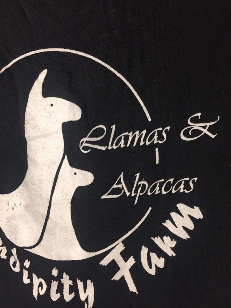 Vintage 80s Hanes Heavyweight 50/50 T-shirt // Serendipity Farm Alpaca Llama // Single Stitch // Made in USA
