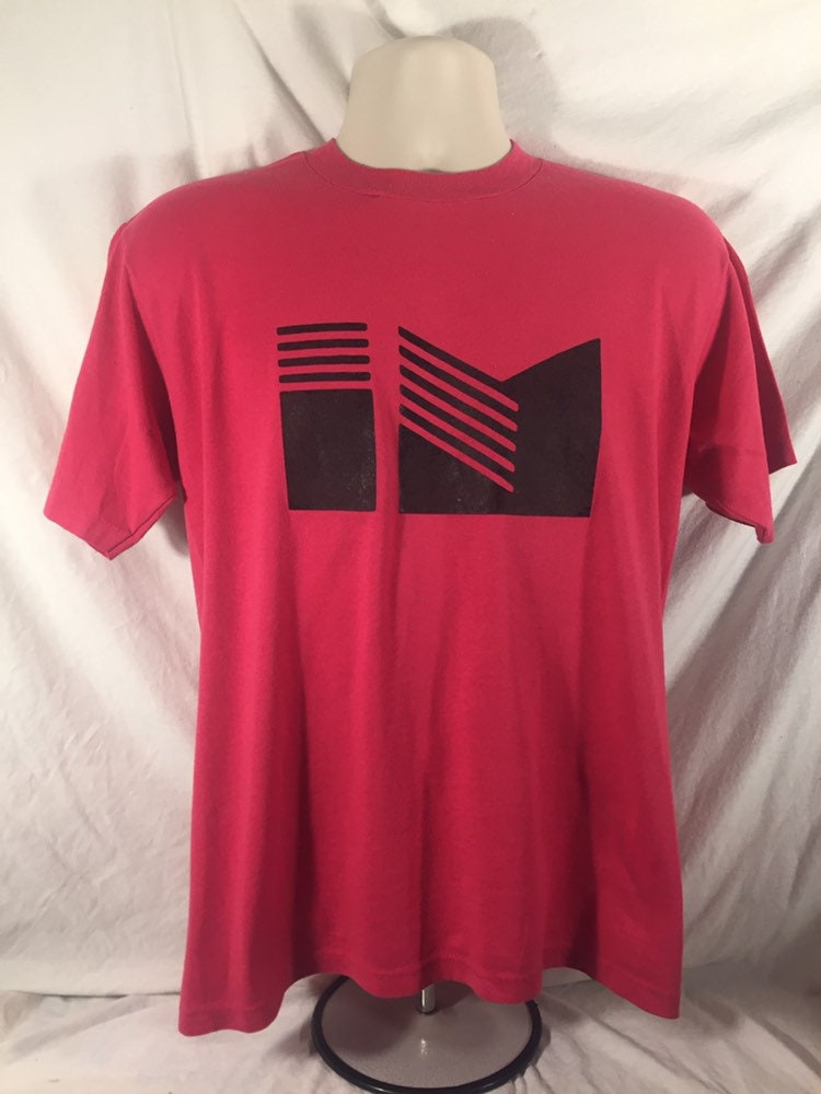 Vintage 80s Irene Marie Models Large Pink T-shirt // Single Stitch // Made in USA // Sunbelt Sportswear