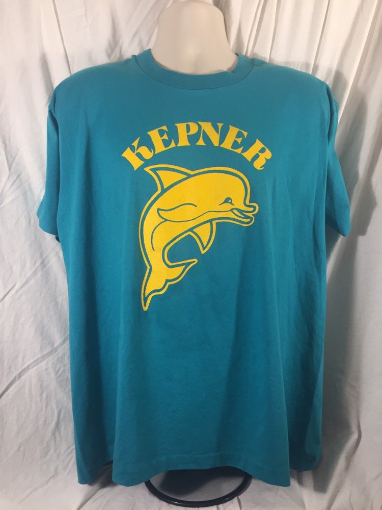 Vintage 80s Dolphin T-Shirt // FOTL Best // 50/50 // Large // USA // Single Stitch // Teal Green // Kepner
