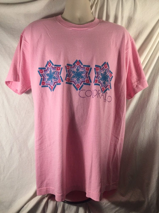 Vintage 1990 // Pink Fruit of the Loom // XL 100% Cotton // Colorado Snowflake Tourist T-shirt // Single-stitch // Made in USA