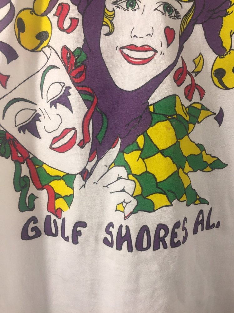 Vintage 90s Mardi Gras Gulf Shores Alabama XL FOTL T-Shirt // White 100 Cotton // Made in USA // Carnival Masopust