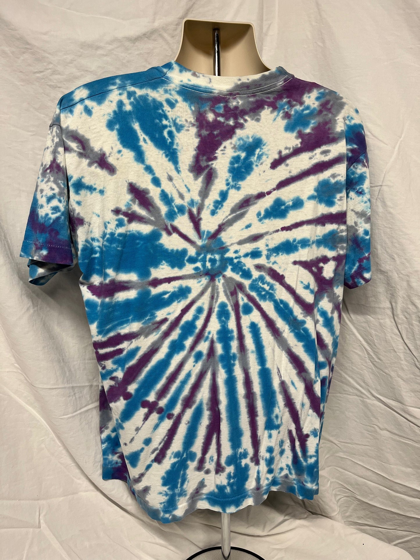 Vintage 80s Tie-Dye XL Tigger Winnie the Pooh FOTL T-Shirt Single-Stitch USA