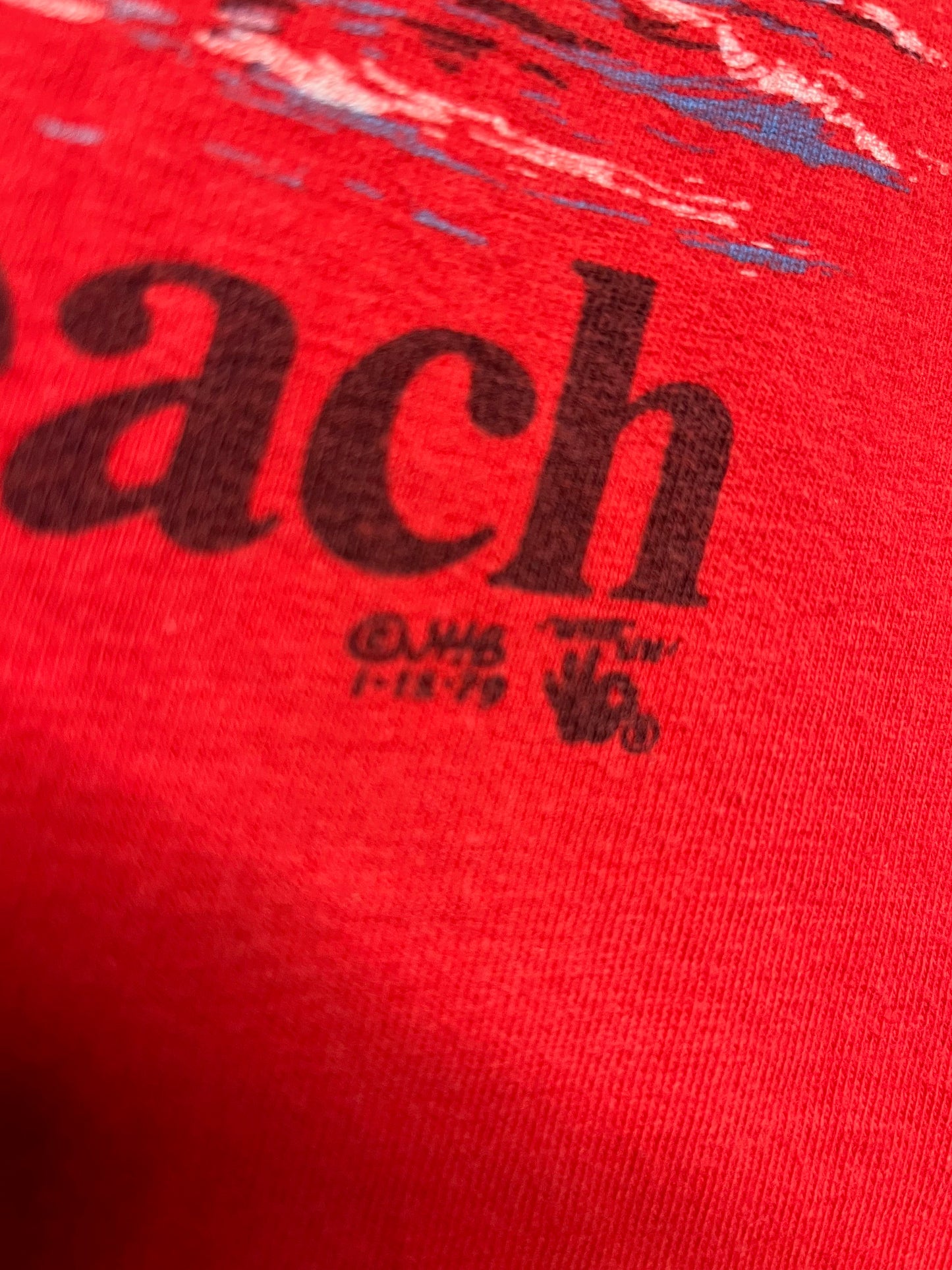 Vintage 90s Waikiki Beach Hawaii Large Red Hanes Beefy-T USA 100 Cotton Single-stitch T-shirt