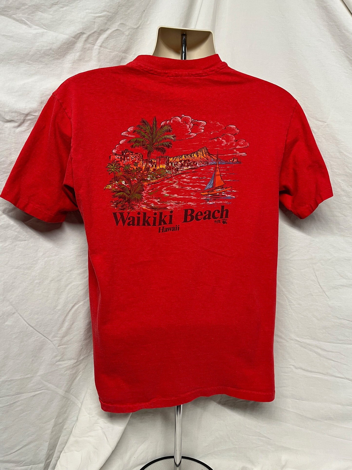 Vintage 90s Waikiki Beach Hawaii Large Red Hanes Beefy-T USA 100 Cotton Single-stitch T-shirt