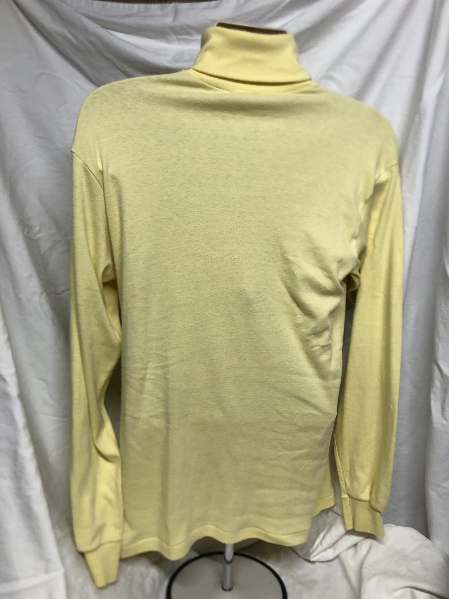 Vintage 70s Medallion Yellow Ski Turtleneck USA Long Sleeve 50/50